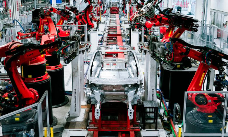 Demand fears prompt Tesla, GM, Ford to halt EV plant expansion