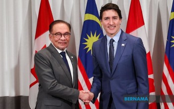 BLACKBERRY, MALAYSIAN GOVT SIGN CYBERSECURITY DEAL